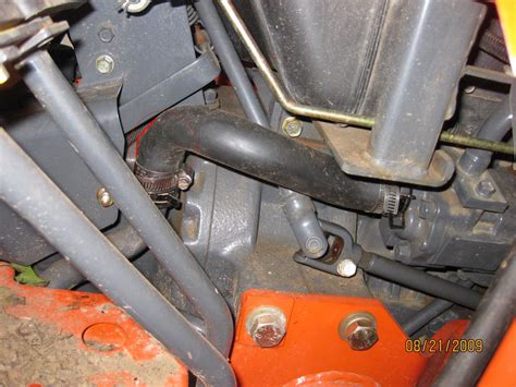 Learn how to change the oil and oil filter in your Kubota L2501, L3301, or L3901 tractor. . Kubota l3400 hydraulic fluid sight glass location